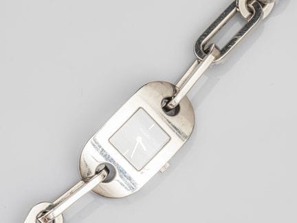 GUCCI, Vintage-Damenarmbanduhr aus Edelstahl 6155L
