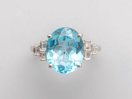 Ring aus 750°/°° (18 K) Weißgold, besetzt mit eine