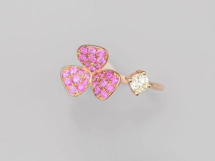 750°/°° (18K) rose gold open flower ring, set with