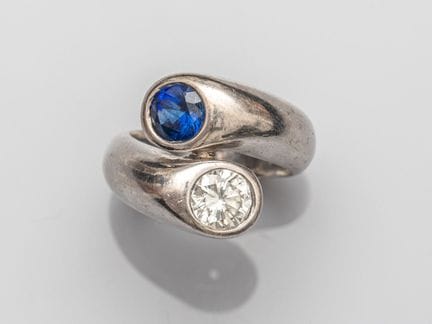 "You and Me" ring in 750°/°° (18K) white gold, set