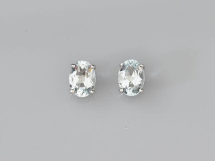 Pair of chips in 750°/°°(18K) white gold, each set