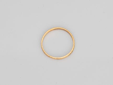 Schmales Ehering aus 750°/°° (18 K) Gelbgold, fein