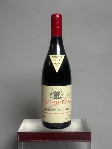 1 bottiglia di Château RAYAS 2011 - CHÂTEAUNEUF-DU