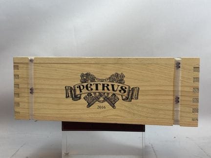 1 Magnum, PETRUS 2016 – Pomerol In einer Holzkiste