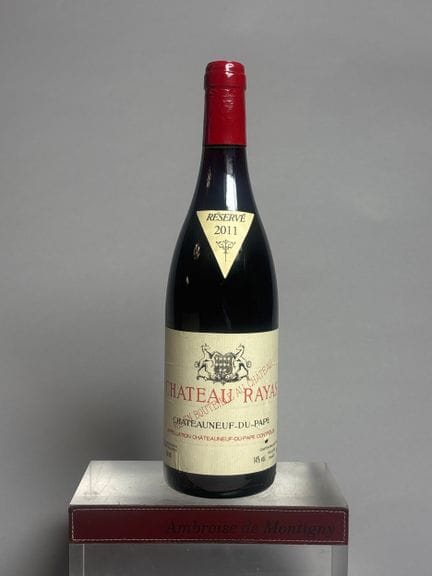 1 bottiglia di Château RAYAS 2011 - CHÂTEAUNEUF du