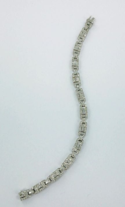 Pulsera de oro blanco de 750 milésimas con motivos