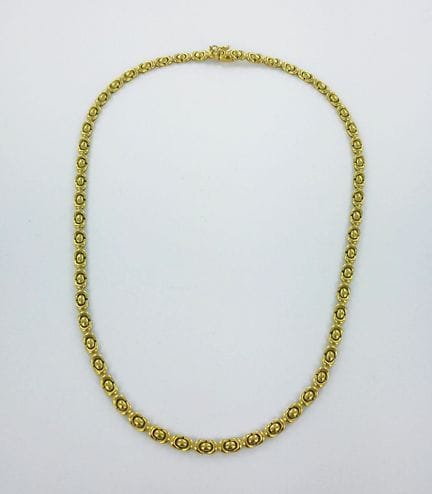 Collana in oro 750.
Peso: 17,8 gr. Senza punzone
