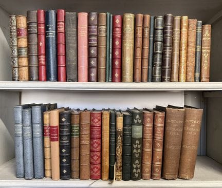 40 works, 42 volumes:
- QUINTE CURCE. *De Rebus Ge