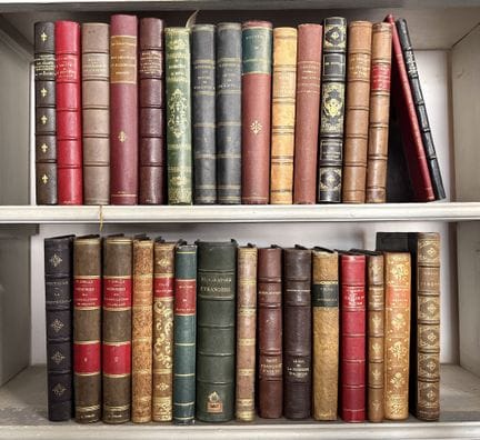 HISTORY. A fine set of 29 works (31 volumes), well