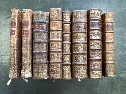 7 ouvrages, 8 volumes :
- [COLLECTIF]. Recueil de 