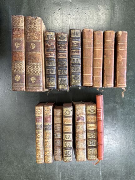 16卷，主要于18世纪装订成册：
- 梅桑热（马蒂亚斯）（1693-1758）。现成计算表，从1第纳