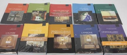 [意大利礼仪］10 卷关于礼仪和崇拜的新书，意大利语  
Edizioni Qiqajon.