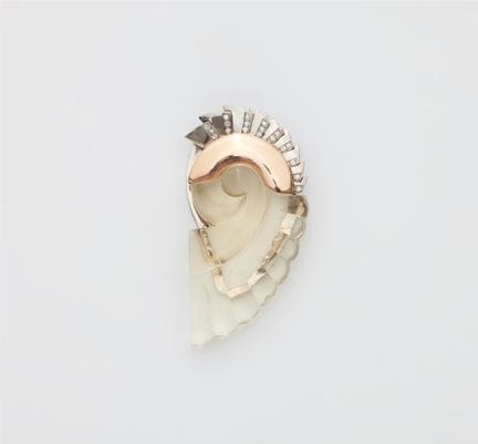 A 14k bicolour gold diamond and carved quartz Retr