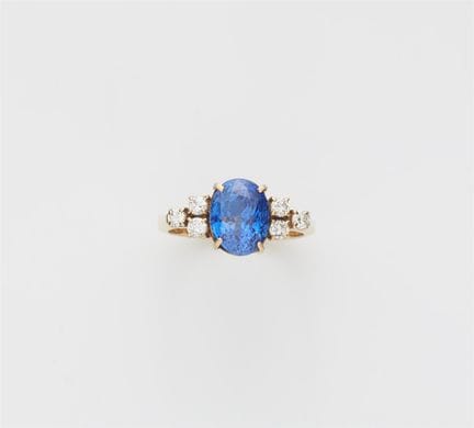 An 18k yellow gold diamond and natural Ceylon sapp
