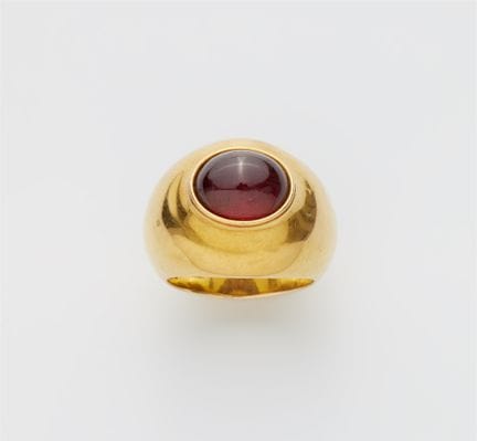 Elisabeth Treskow, Umkreis
A German 18k gold and g