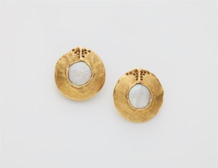 Hans-Leo Peters
A pair of  German 18k gold and mot