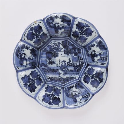 « Schotel » à décor Wanli

Faïence, émail bleu col