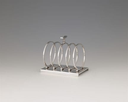 Georg Jensen
Sigvard Bernadotte
Raro portatoast n.