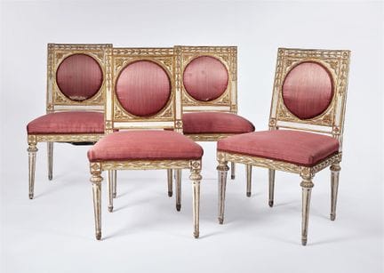 Quattro sedie in stile neoclassico

Faggio, fineme