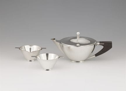 Georg Jensen
Johan Rohde
Servizio da tè n. 529

Ar