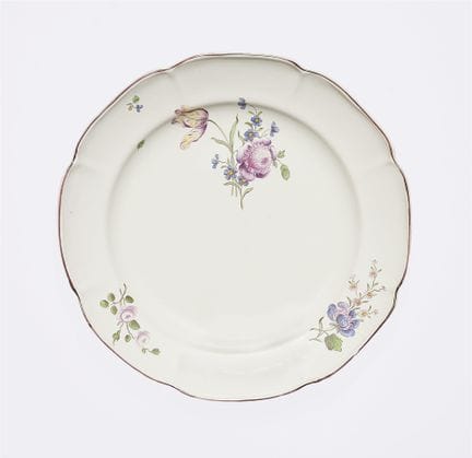 Strasburgo
Piatto con "petit bouquet au gabarit"

