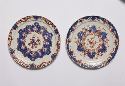 Deux assiettes « Delft doré » aux motifs Imari

Fa