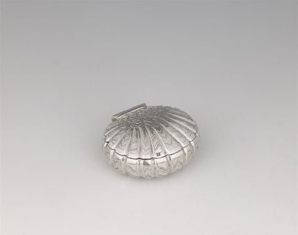 Johann Joachim Scholtz
Scatolina con coperchio del