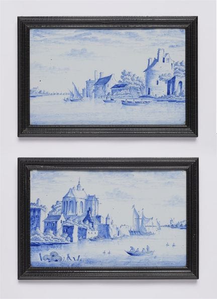Paire d'assiettes illustrées représentant deux vue