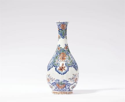 Vase au décor « Cachemire »

Faïence, décor à cuis