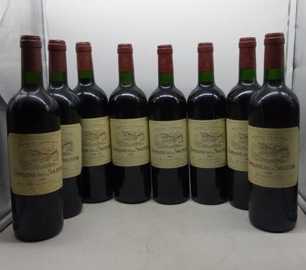 2004年“DE LA SOLITUDE”酒庄，佩萨克-莱奥尼昂 8瓶
请查看照片了解酒瓶状况