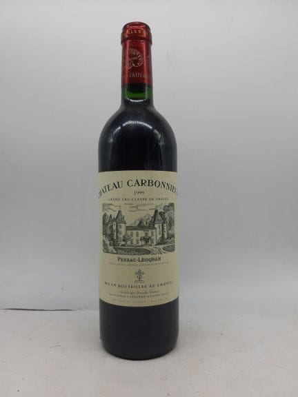 1999年份 Ch CARBONNIEUX 红葡萄酒，佩萨克-莱奥尼昂产区，1瓶
请查看照片了解酒瓶