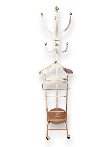 Ensemble en plexiglass comprenant :
- Porte mantea