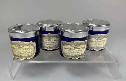 GUERLAIN - "Secret de bonne femme" - 1906. 
Set of