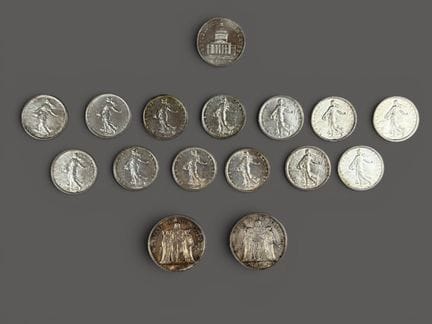 Lote de monedas de plata de 800 °/°° compuesto por