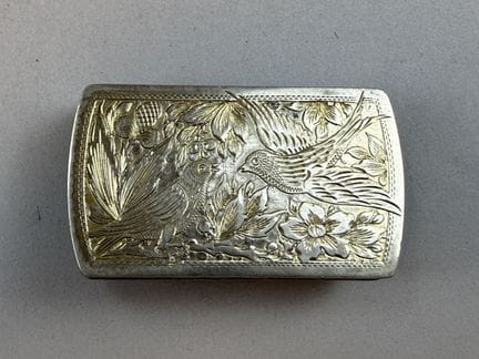 [BIBELOTS]
Lot en métal et métal doré comprenant:
