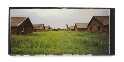 Magdanz, Andreas

Auschwitz-Birkenau. 5 volumi, in