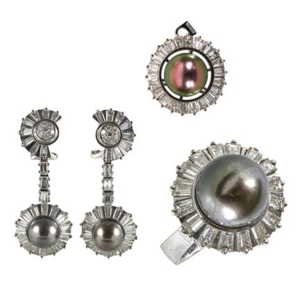 SET PERLE E DIAMANTI:
Splendido set composto da an