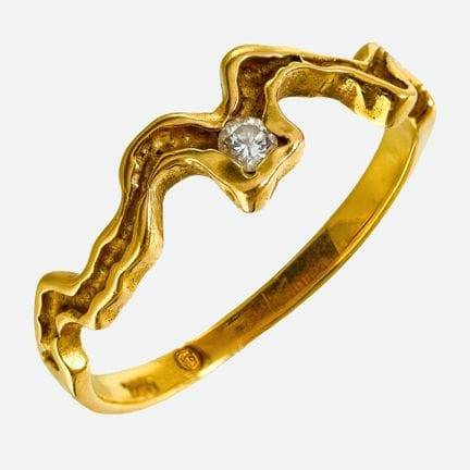 ANELLO CON BRILLANTE:
Splendido gioiello in oro gi