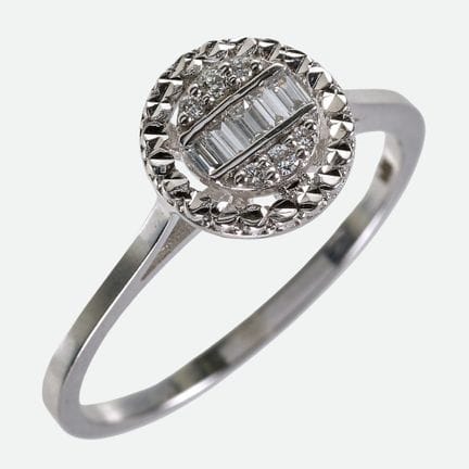 ANELLO CON DIAMANTI:
Grazioso anello in oro bianco