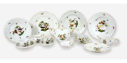餐具套装：赫伦德，20世纪（赫伦德瓷器制造厂），
127件。Osier款式，饰有“罗斯柴尔德”图案及
