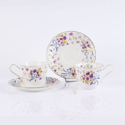 YVES SAINT LAURENT. Juego de té de porcelana blanc