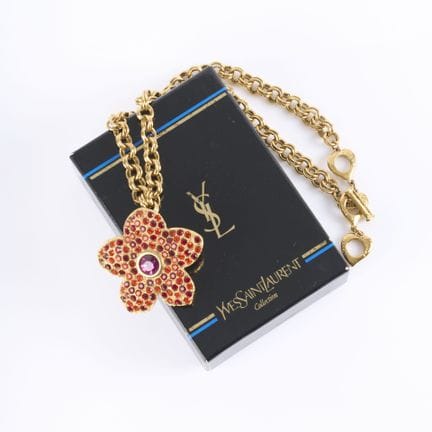 YVES SAINT LAURENT (Goossens Paris). Cadena de met