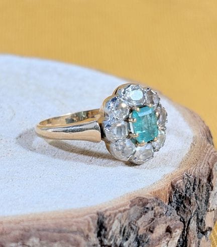 Bague marguerite en or jaune et or gris 750/1000 (