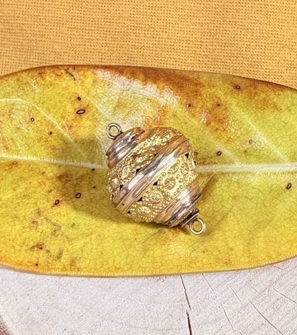Chiusura rotta in oro giallo 750/1000 (18 carati) 
