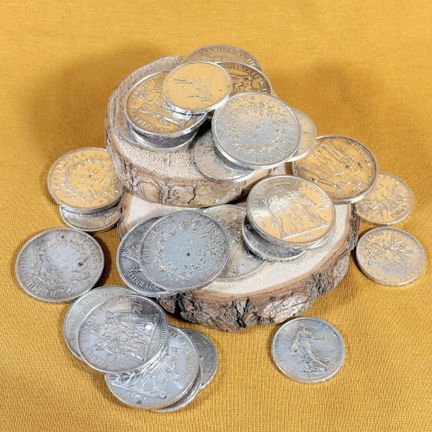 Set di monete d'argento composto da 8 monete da 50