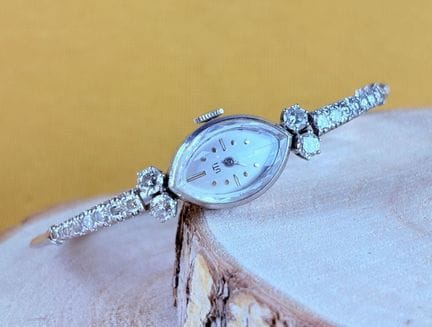 UTI
Orologio da donna in oro bianco 750/1000 (18 c