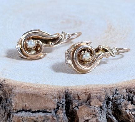Coppia di orecchini in oro giallo 585/1000 (14K) c