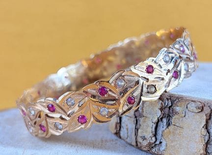 Bracelet rigide en or jaune 750/1000 (18K) texturé