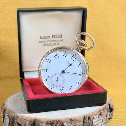 LONGINES
Orologio da tasca in oro giallo 750/1000 
