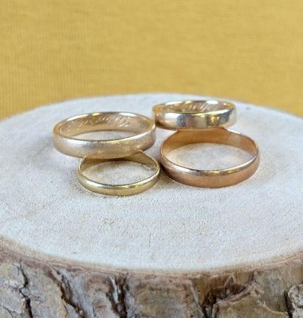 Set di 4 fedi nuziali in oro giallo 750/1000 (18 c